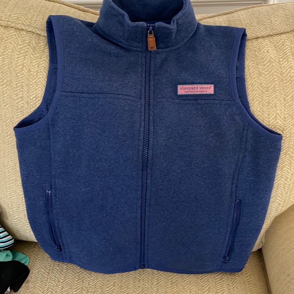 Vineyard vines fleece vest. EUC size Small